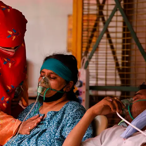 Covid-19-Patienten in Indien werden mit Sauerstoff versorgt | © UNICEF/Singh Corona in Indien: Erkrankte werden mit Sauerstoff versorgt