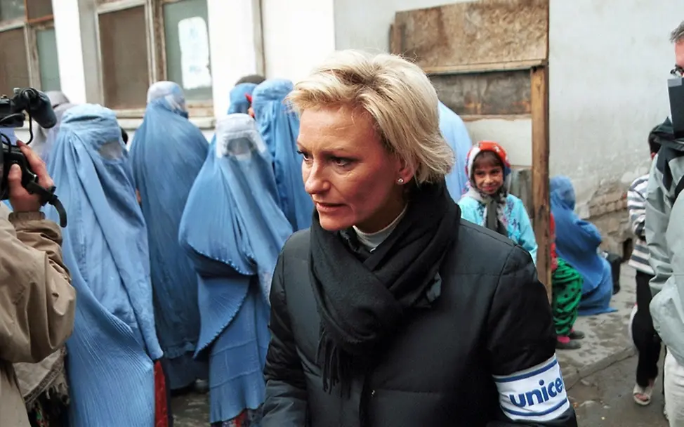 UNICEF-Botschafterin Sabine Christiansen während einer Projektreise nach Afghanistan. UNICEF-Botschafterin Sabine Christiansen während einer Projektreise nach Afghanistan.