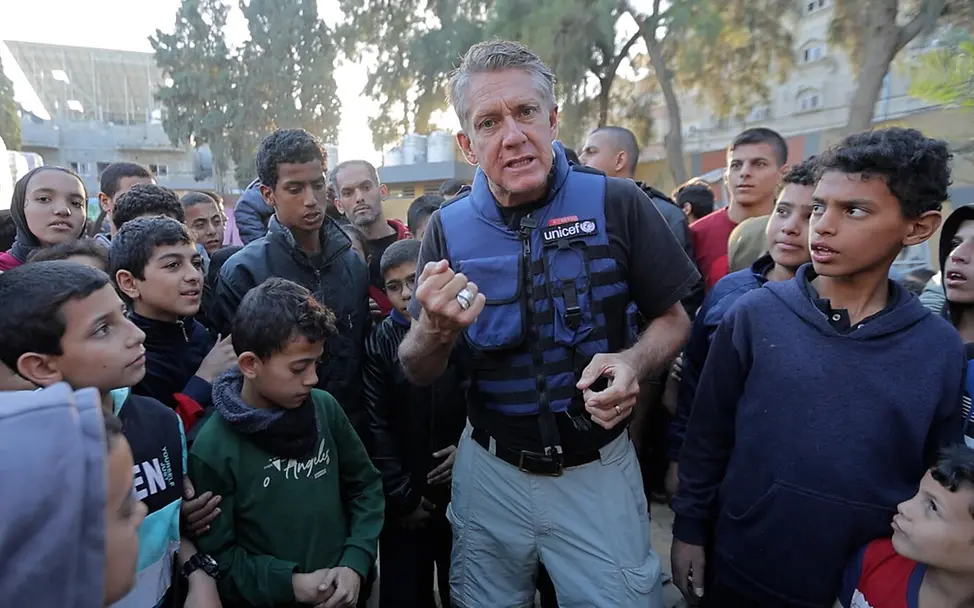 Eine Woche lang, beginnend mit der Feuerpause, hat James Elder den Gazastreifen besucht. | © UNICEF/Media Clinic James Elder von UNICEF hat Anfang Dezember während der Feuerpause den Gazastreifen besucht.