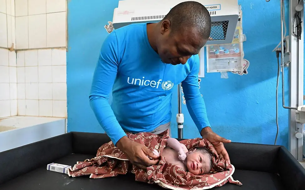 Ausgerottete Krankheiten: UNICEF setzt bei der Bekämpfung von Infektionskrankheiten lebensrettende Impfstoffe ein.