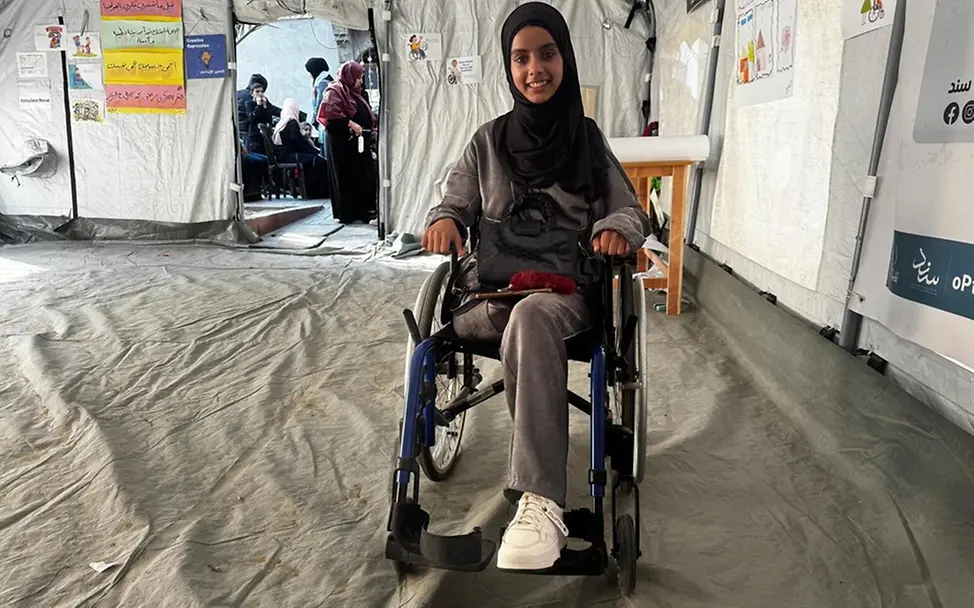 Gaza News: Asma (14) arbeitet mit psychologischer Unterstützung daran ihre schweren Traumata aufzuarbeiten.