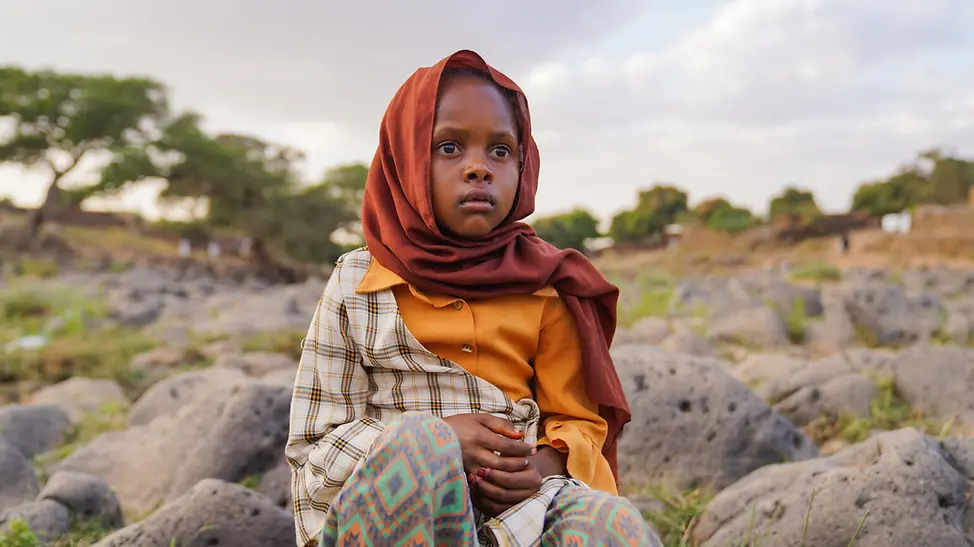 Sudan Al-Fashir: Die 9-jährige Tuqaa musste vor der Gewalt in ihrer Heimat Al-Fasher fliehen. 
