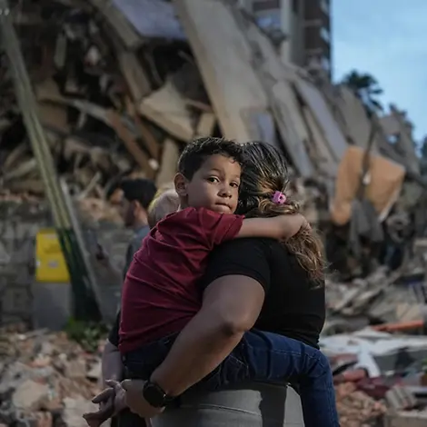 Wie entstehen Erdbeben: Venezuela Kinder