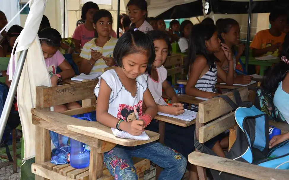 Die „Manlurip“-Grundschule mit Kindergarten | © UNICEF/Claudia Berger Reisetagebuch Philippinen: Die „Manlurip“-Grundschule mit Kindergarten.
